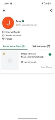 este hombre esta realizando estafa