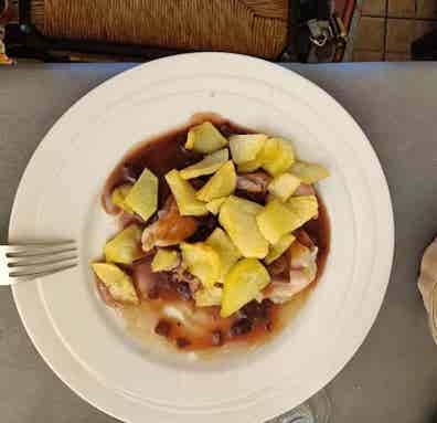 necesito ayudante de cocina urgente !!