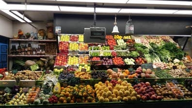 Se alquila frutería en Mercado de Pedro