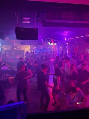 DISCO LATINA EN MADRID