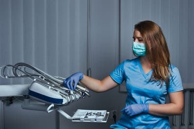 Auxiliar dental