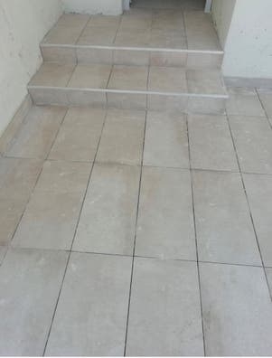Buscó trabajo