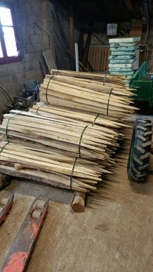 Estacas tutores de acacias 1,2m